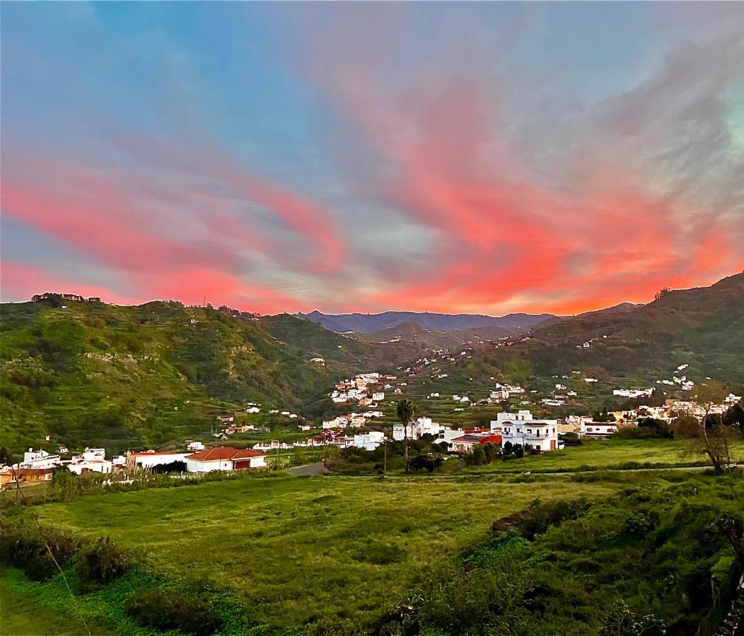 Casa Rosalia. Apartamento Con Vistas A La Montana Teror Esterno foto